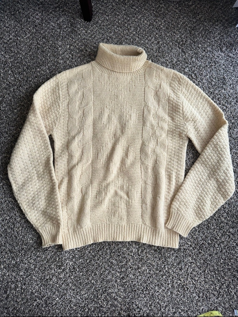 Vintage Walker Wool Knit Turtleneck Yellow Sweater Size Large